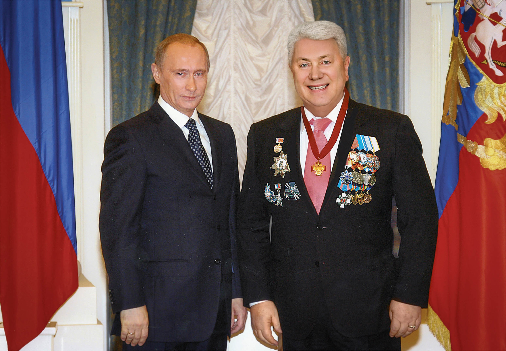 Газманов в орденах и медалях фото
